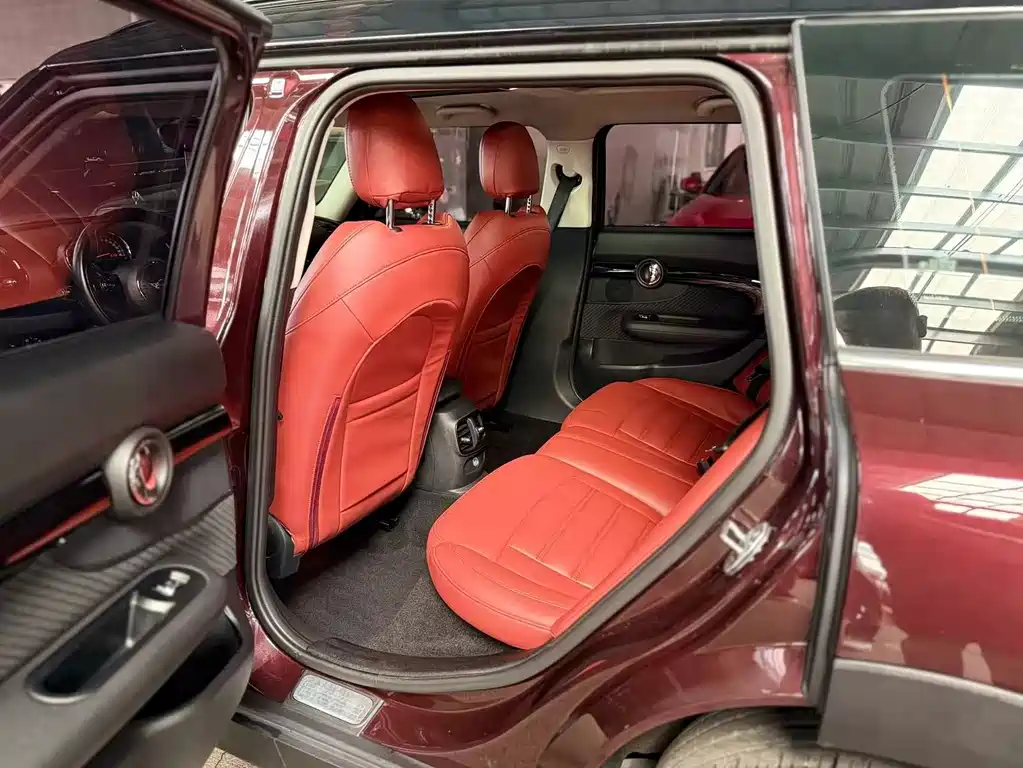 MINI Mini Clubman — миниатюра 8