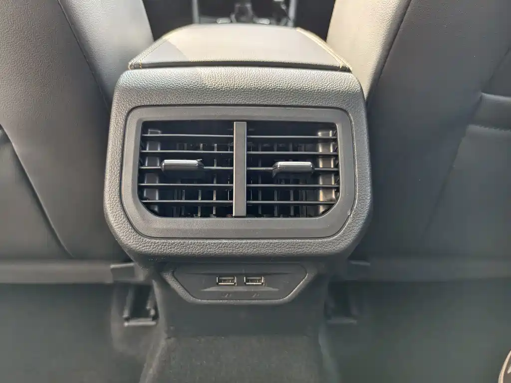 Volkswagen Lavida — миниатюра 14