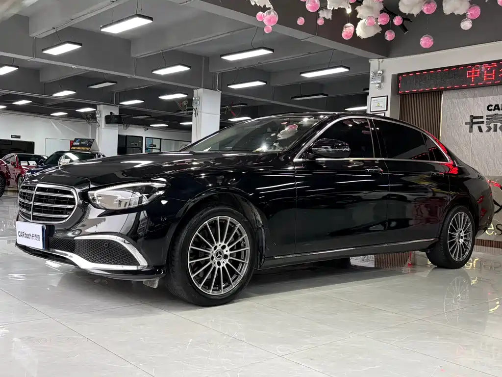 Mercedes-Benz E-Class 2023