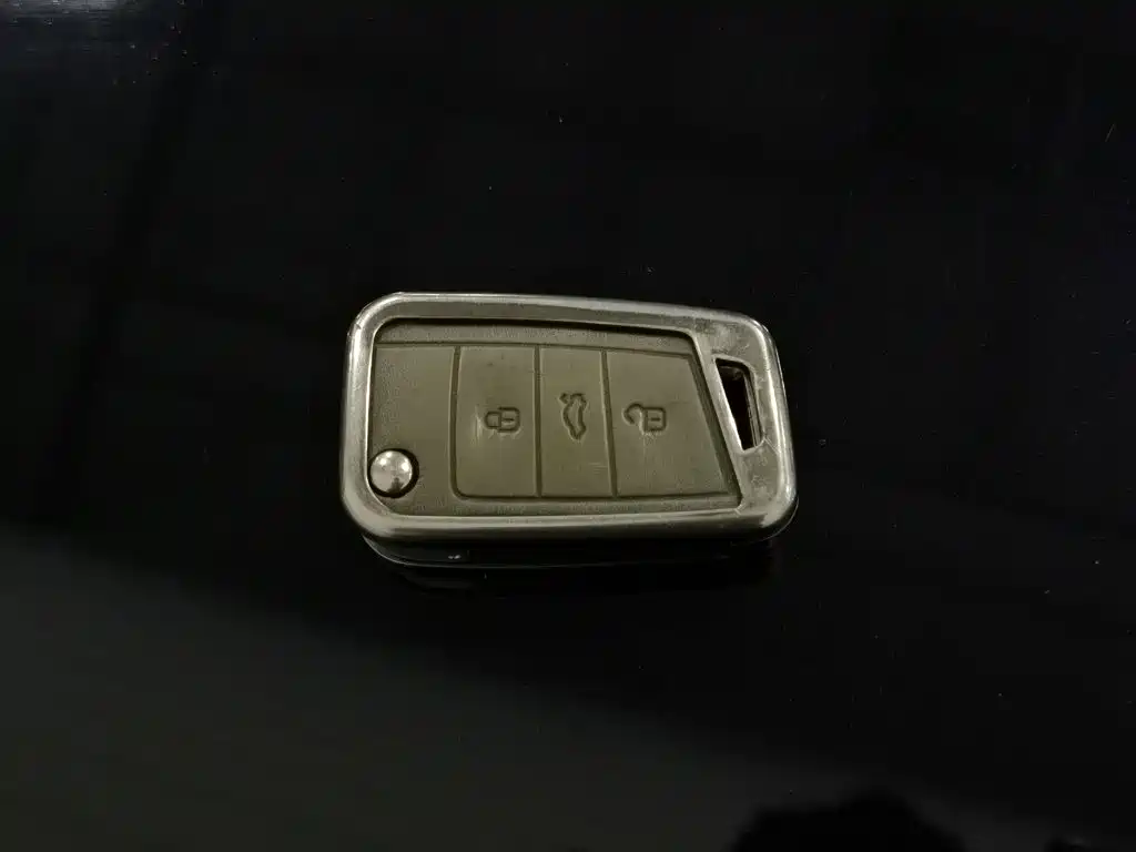 Volkswagen Lavida — миниатюра 19