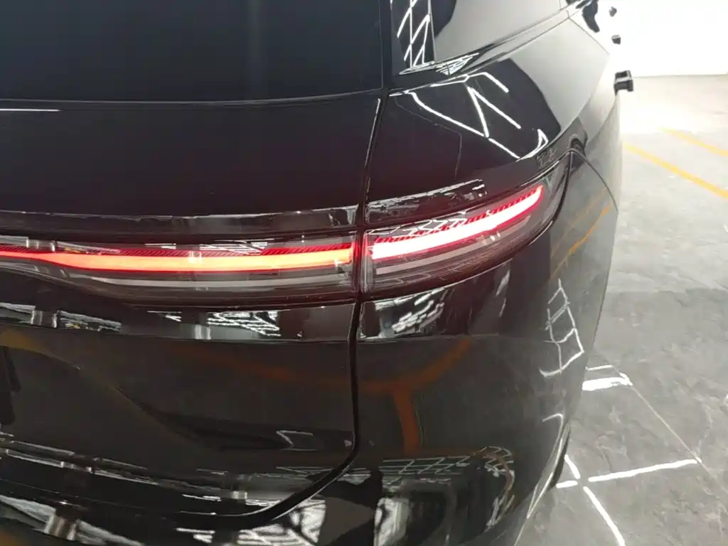 NIO ES8 — миниатюра 8