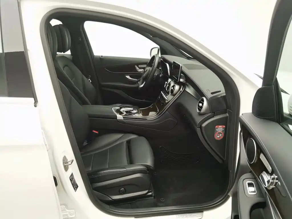 Mercedes-Benz GLC — миниатюра 23