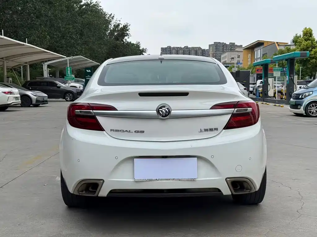 Buick Regal — миниатюра 15