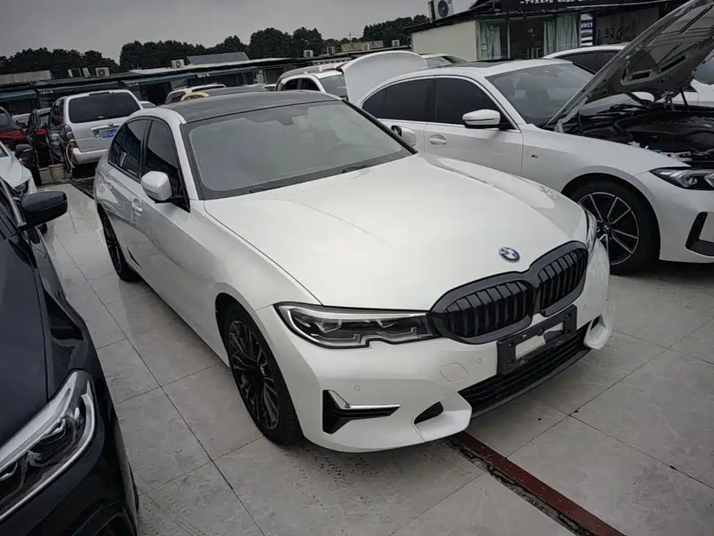 BMW 3 Series — миниатюра 4