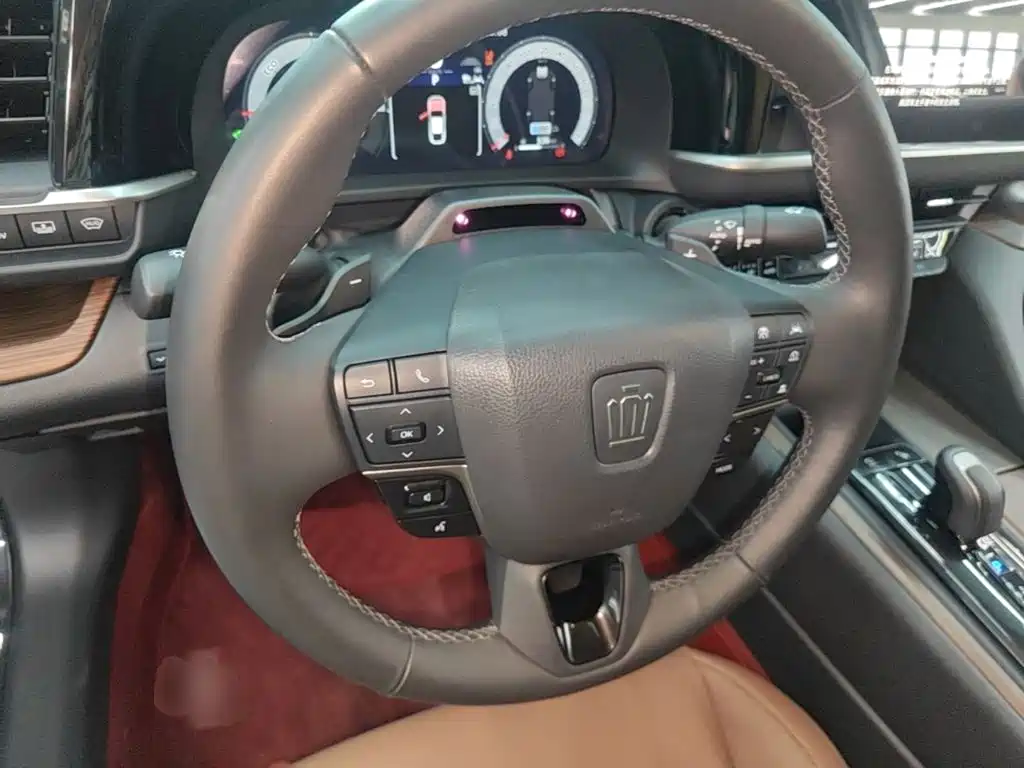 Toyota Crown (Import) — миниатюра 11