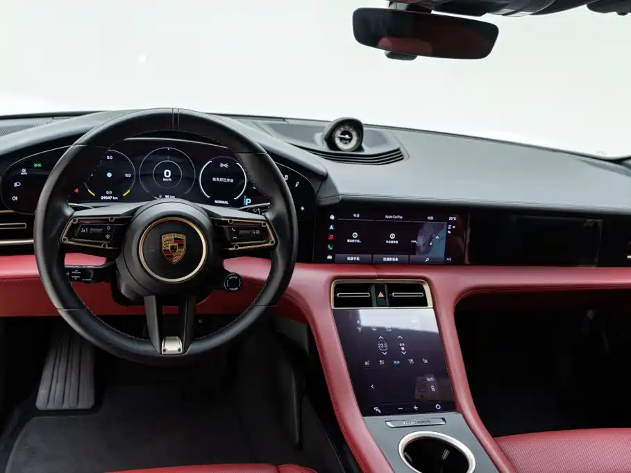 Porsche Taycan — миниатюра 13