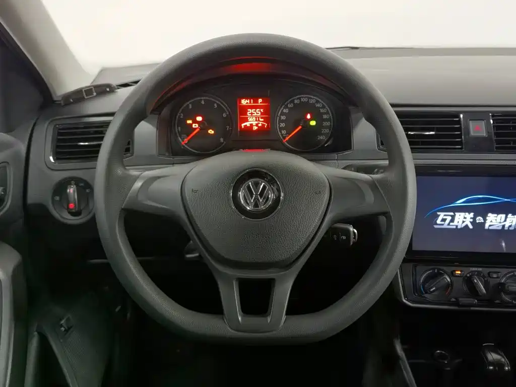 Volkswagen Santana — миниатюра 11