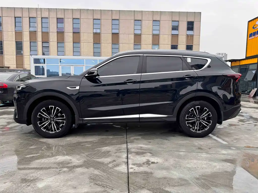 JETOUR X70 PLUS 2021 1.5T DCT 5 мест