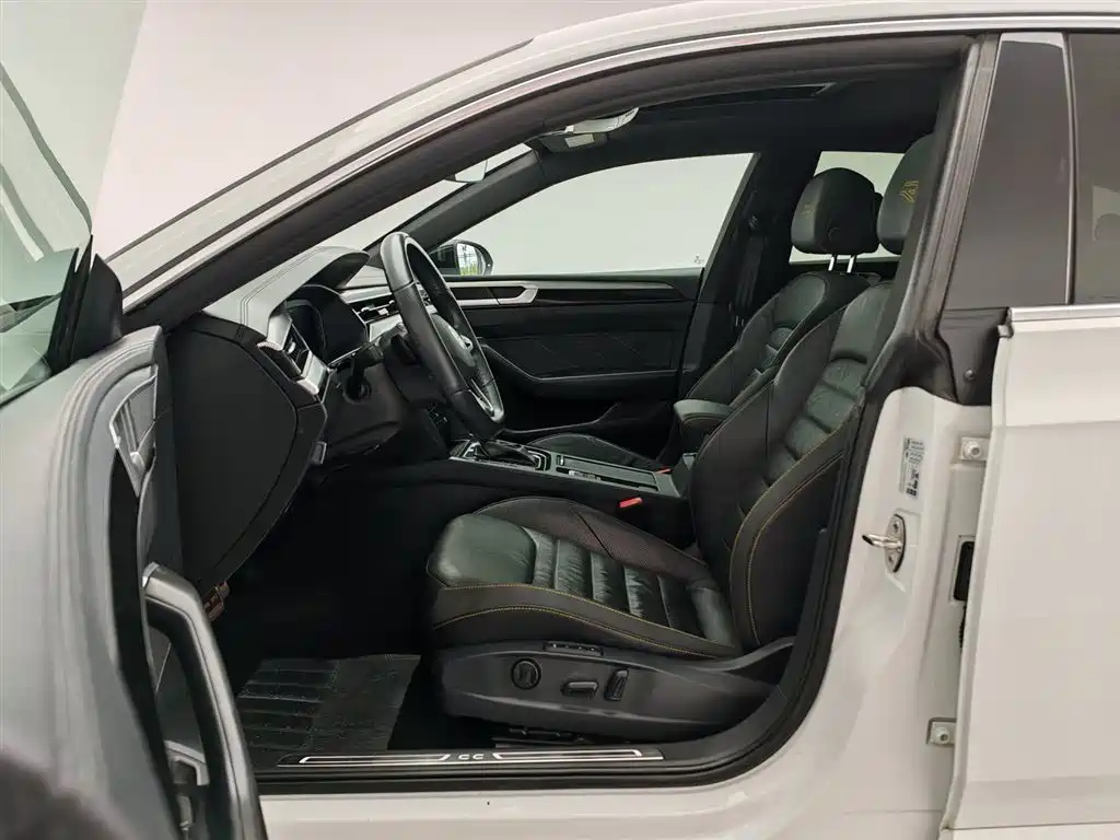 Volkswagen FAW - Passat CC CC 2021 380TSI