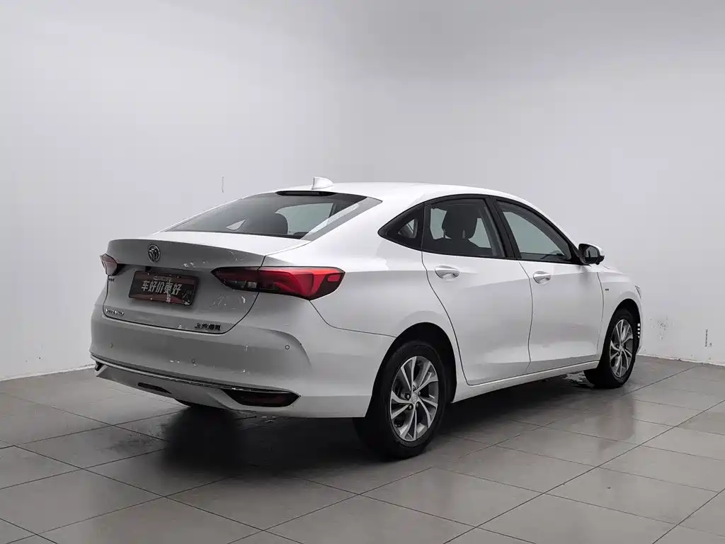 Buick Verano — миниатюра 2