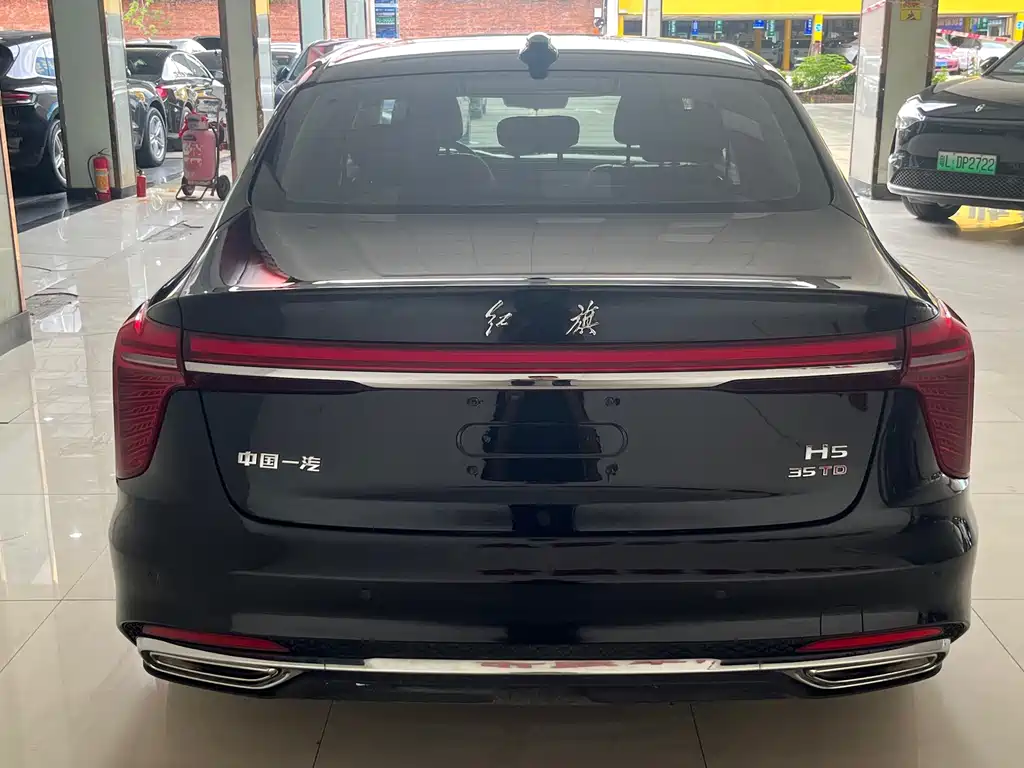 Hongqi Hongqi H5 — миниатюра 8
