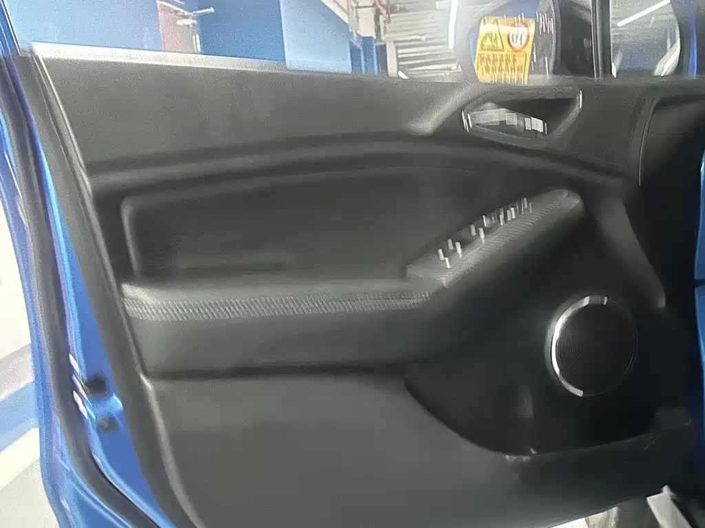 BYD Yuan EV — миниатюра 20