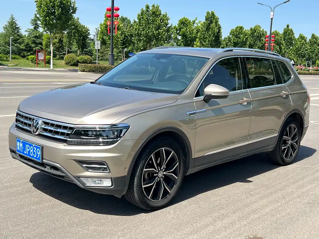 Купить Volkswagen Tiguan L