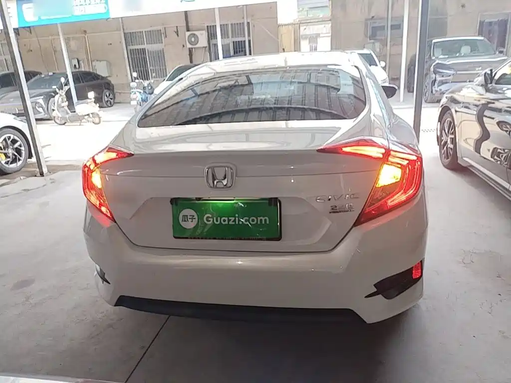 Honda Civic — миниатюра 6