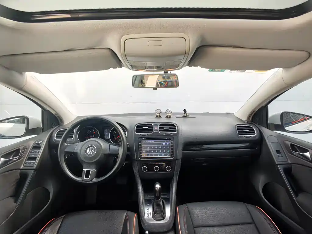 Volkswagen Golf 2012 1.4TSI AT Comfort