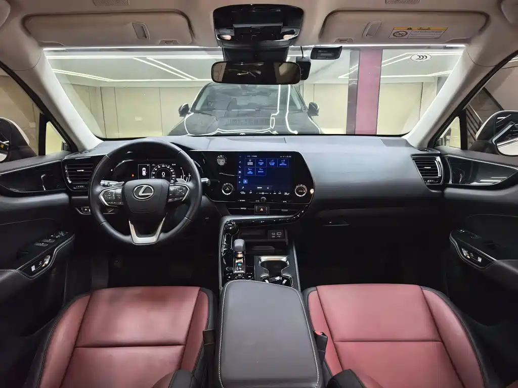 Lexus NX — миниатюра 9