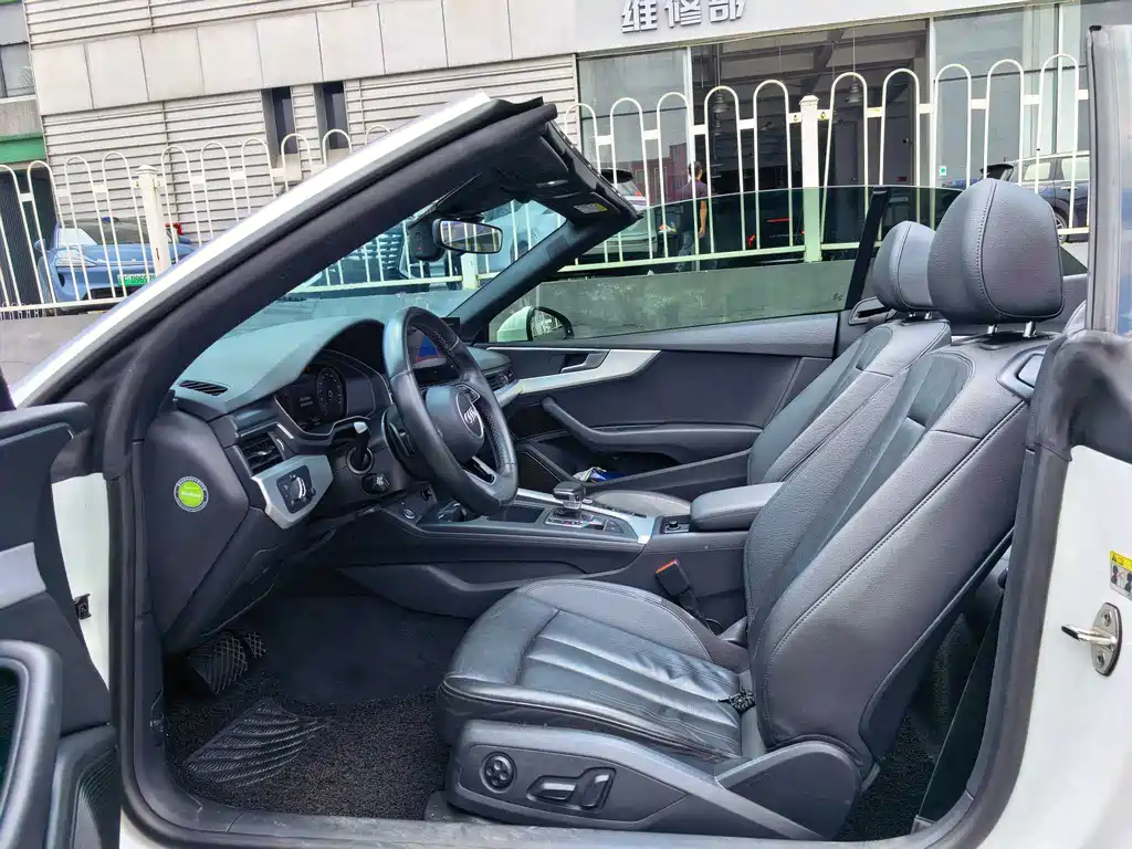 Audi A5 (Import) — миниатюра 12