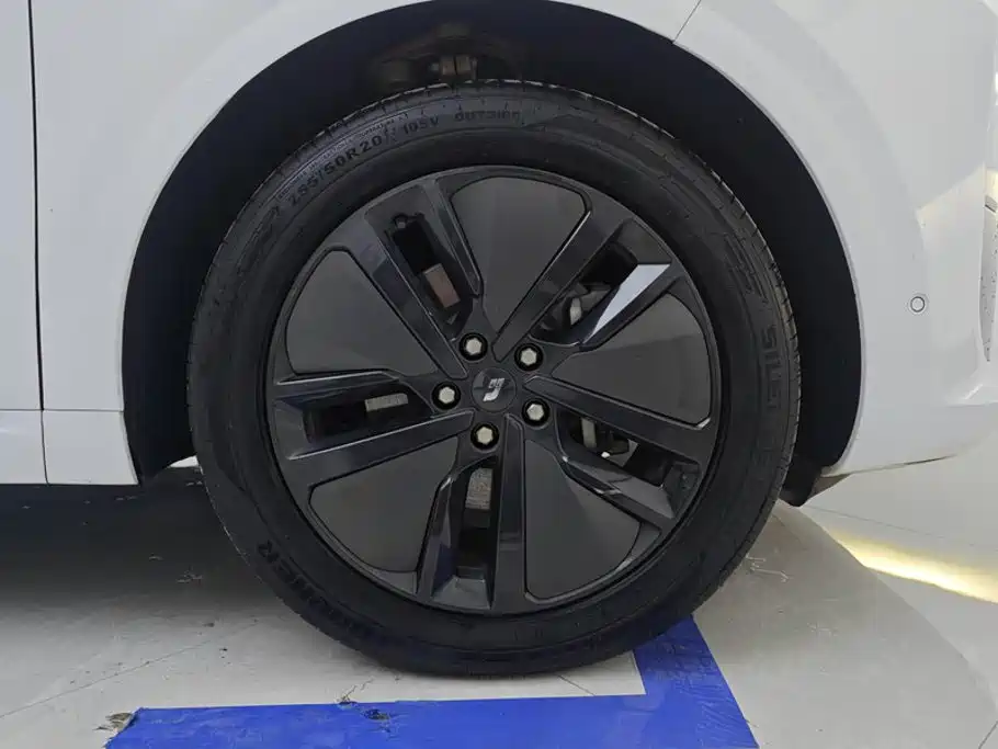 Li Auto Li L6 — миниатюра 6