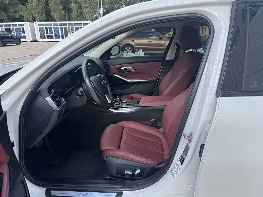 BMW 3 Series — миниатюра 14