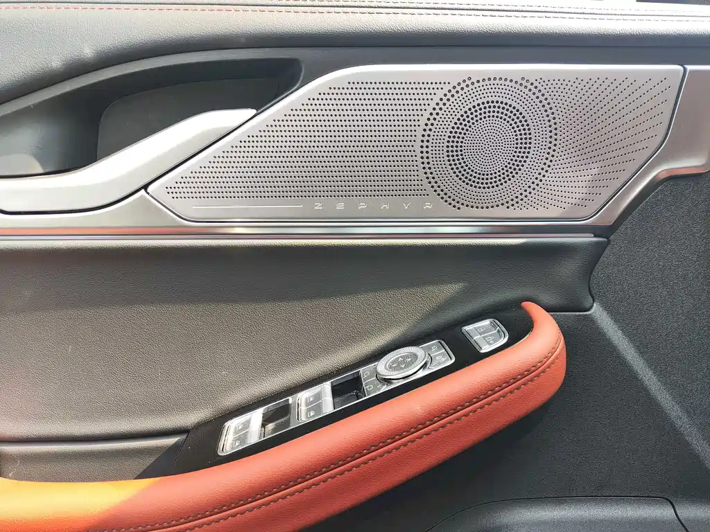 Lincoln Z — миниатюра 15