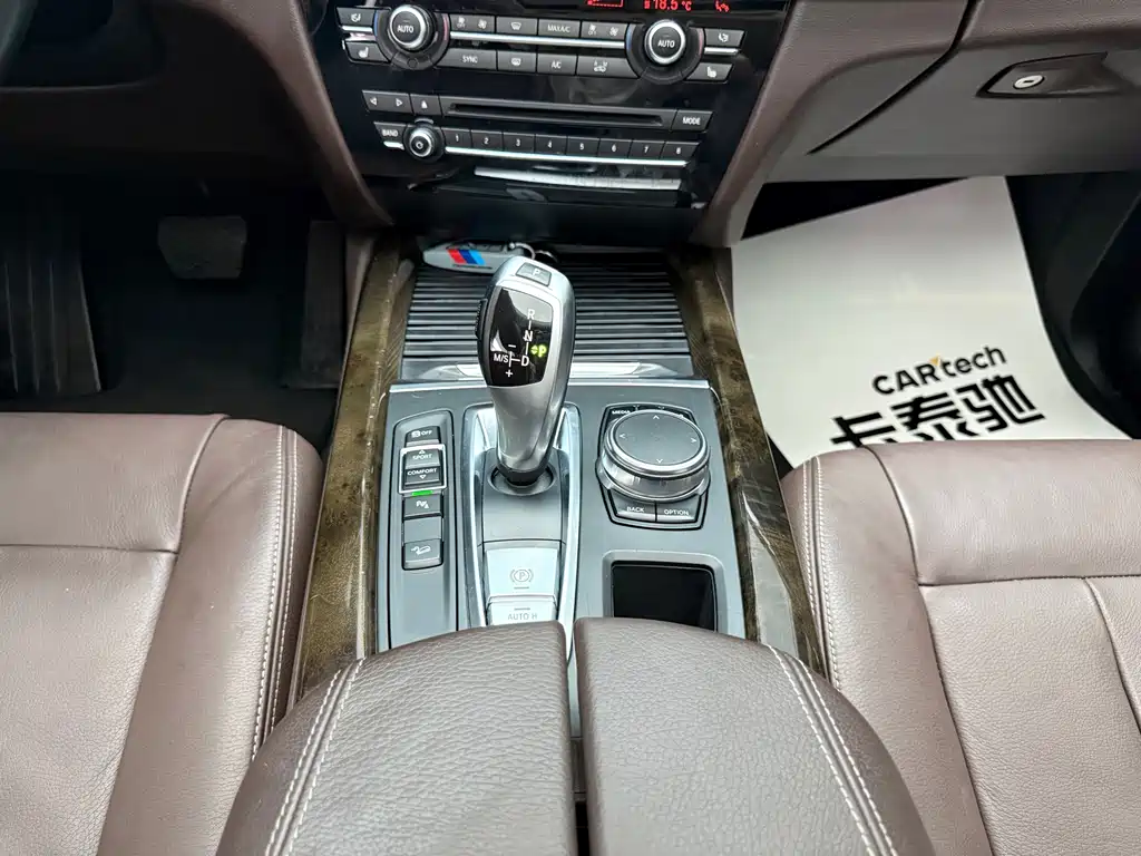 BMW X5 (Import) — миниатюра 17