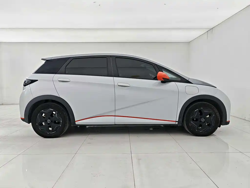 BYD Dolphin — миниатюра 6
