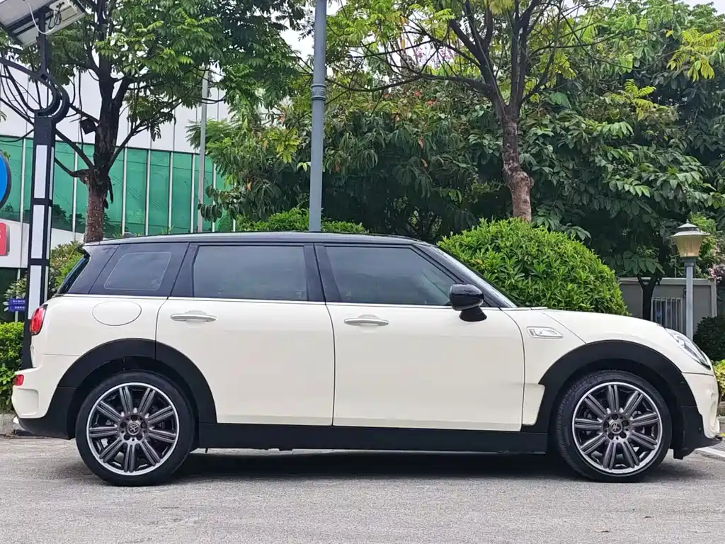 MINI Mini Clubman — миниатюра 7