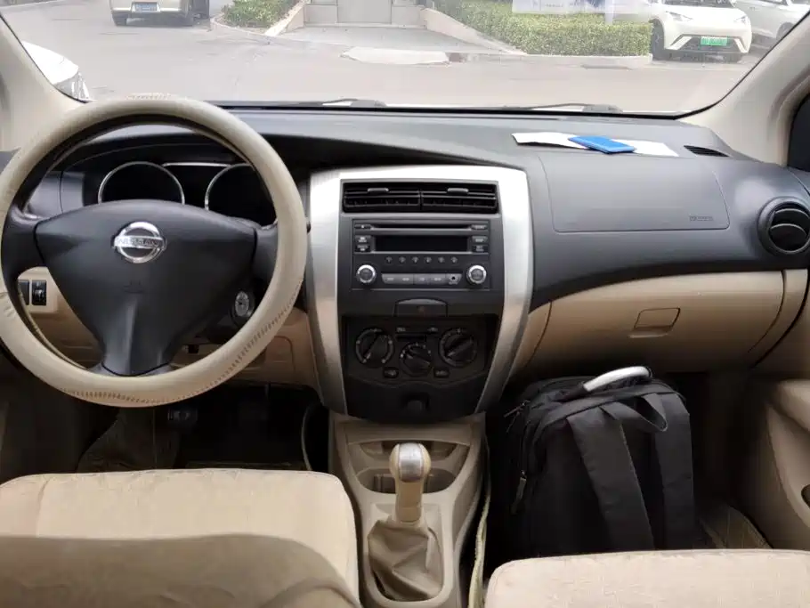 Nissan Livina — миниатюра 12
