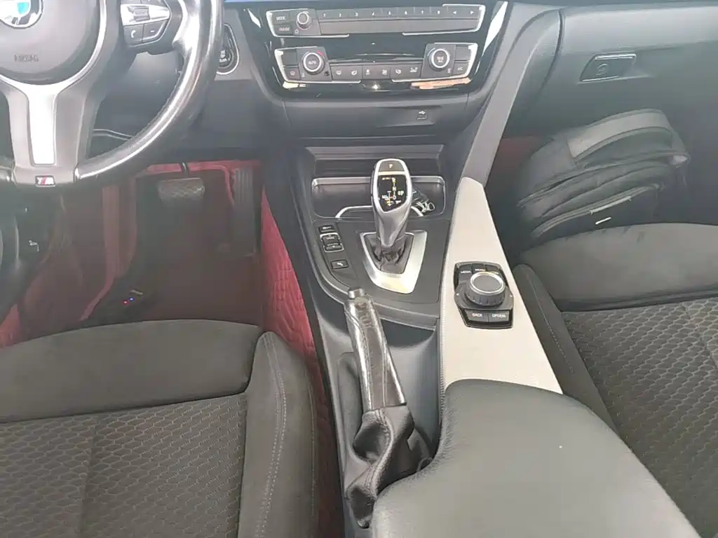 BMW 3 Series — миниатюра 14