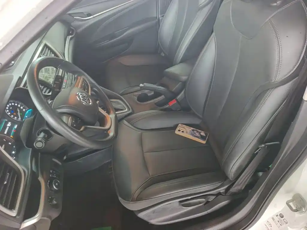 Buick Excelle — миниатюра 15