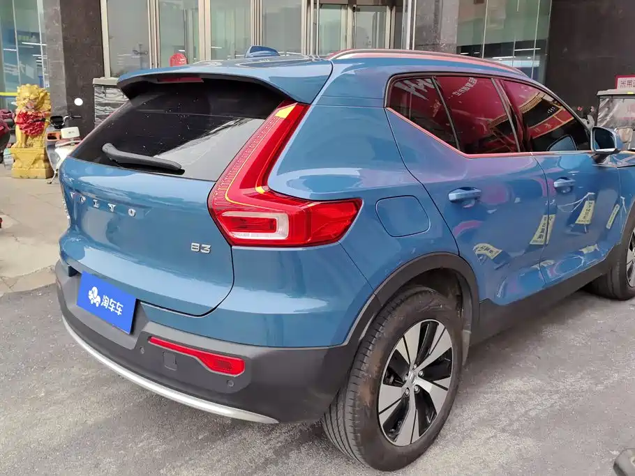 Volvo XC40 — миниатюра 3