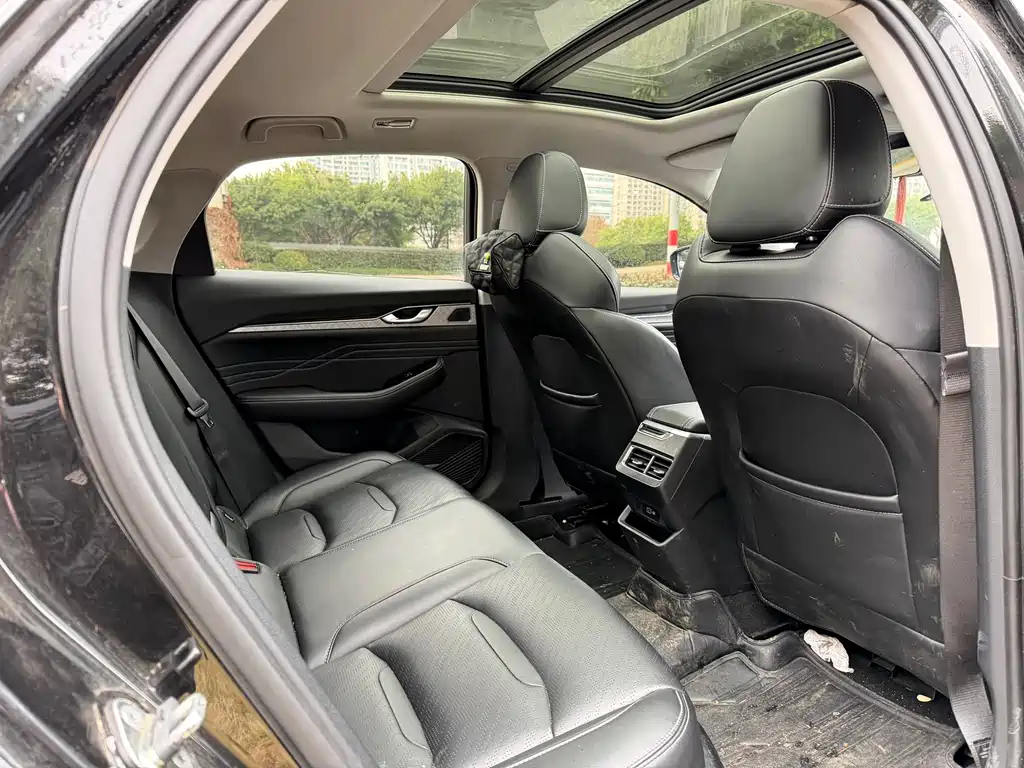 GEELY AUTOMOBILE XINGRUI