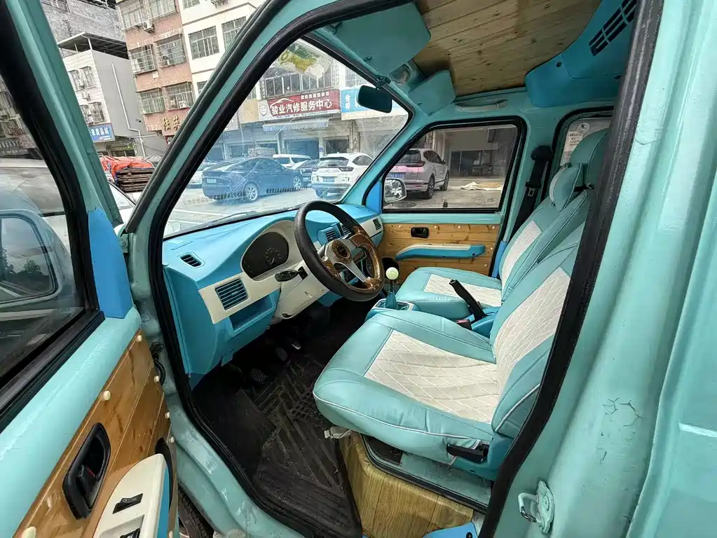 Wuling Rongguang 2009 1.2L MT