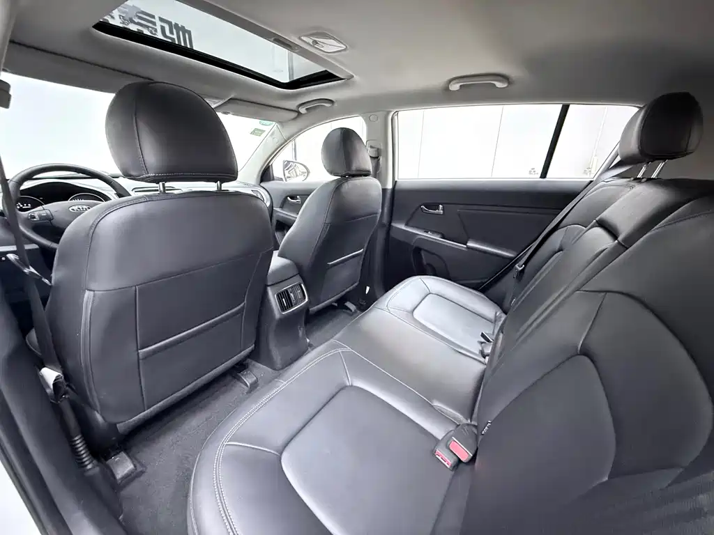 Kia Sportage — миниатюра 12