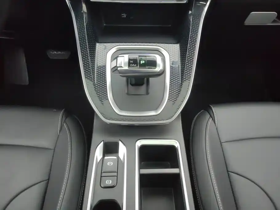 Haval M6 — миниатюра 16
