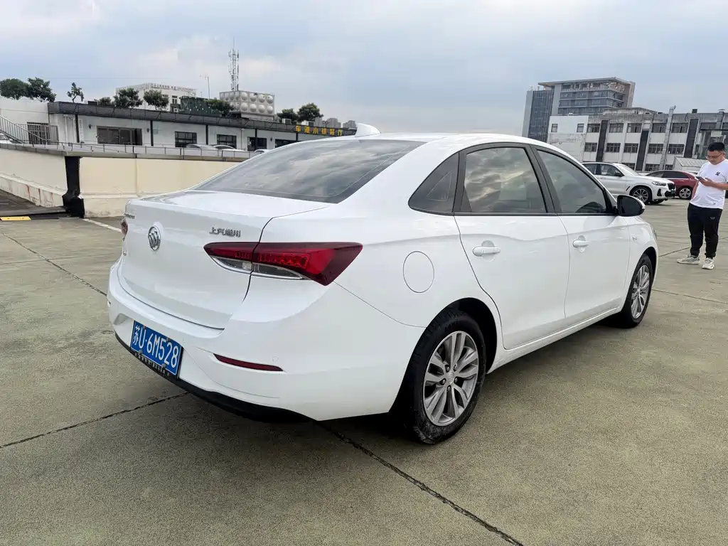 Buick Excelle — миниатюра 5