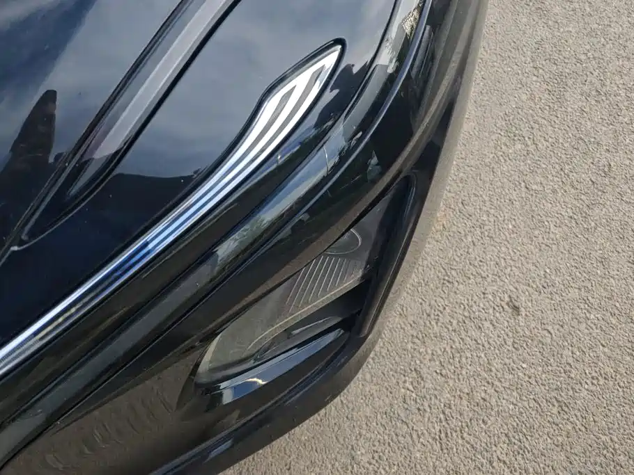 Hongqi Hongqi E-QM5 — миниатюра 5