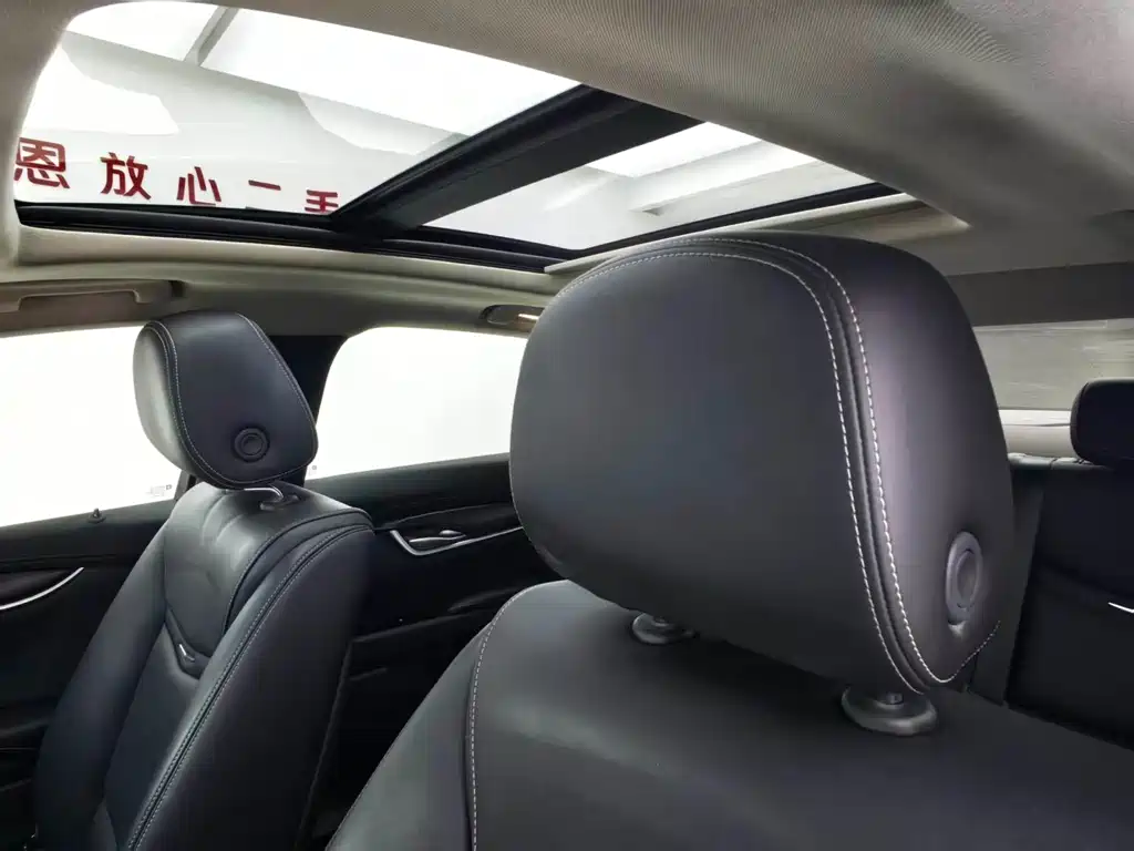 Cadillac XTS — миниатюра 9