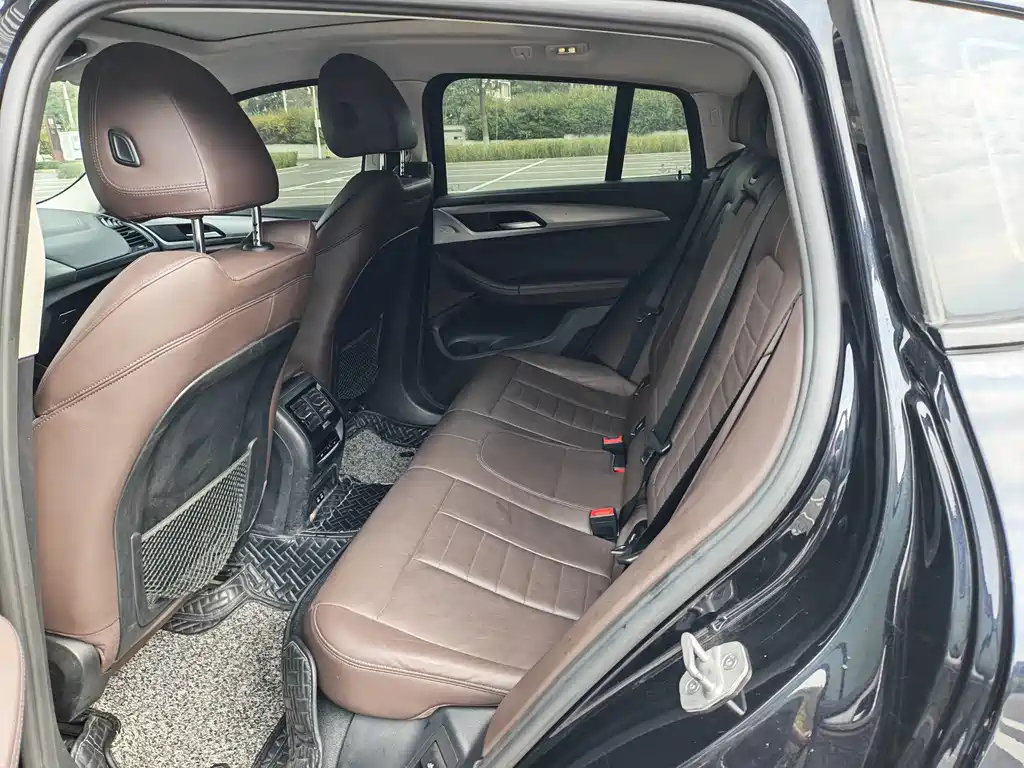 BMW X4 — миниатюра 6