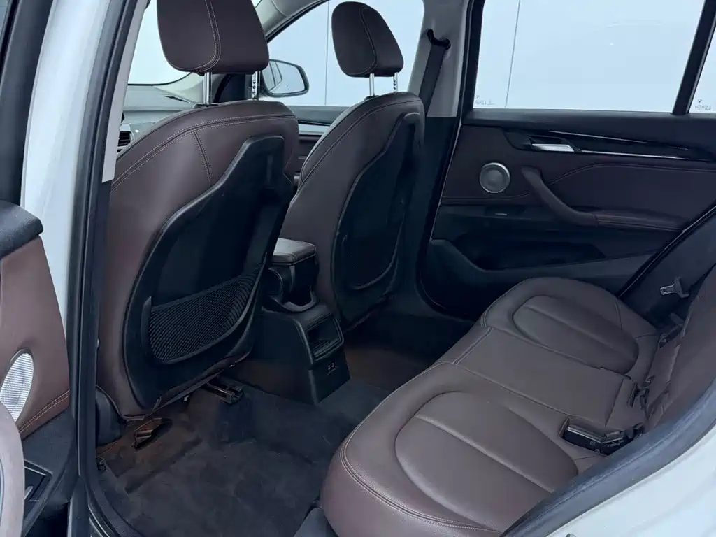 BMW X1 — миниатюра 13