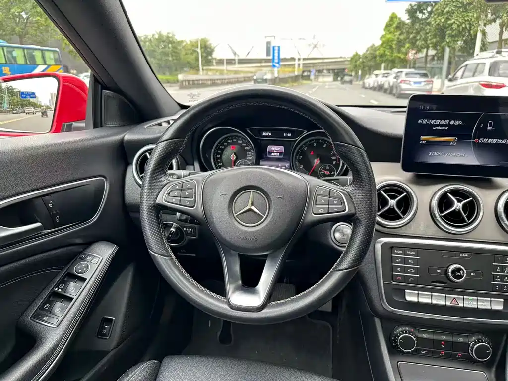 Mercedes-Benz CLA (Import) — миниатюра 13
