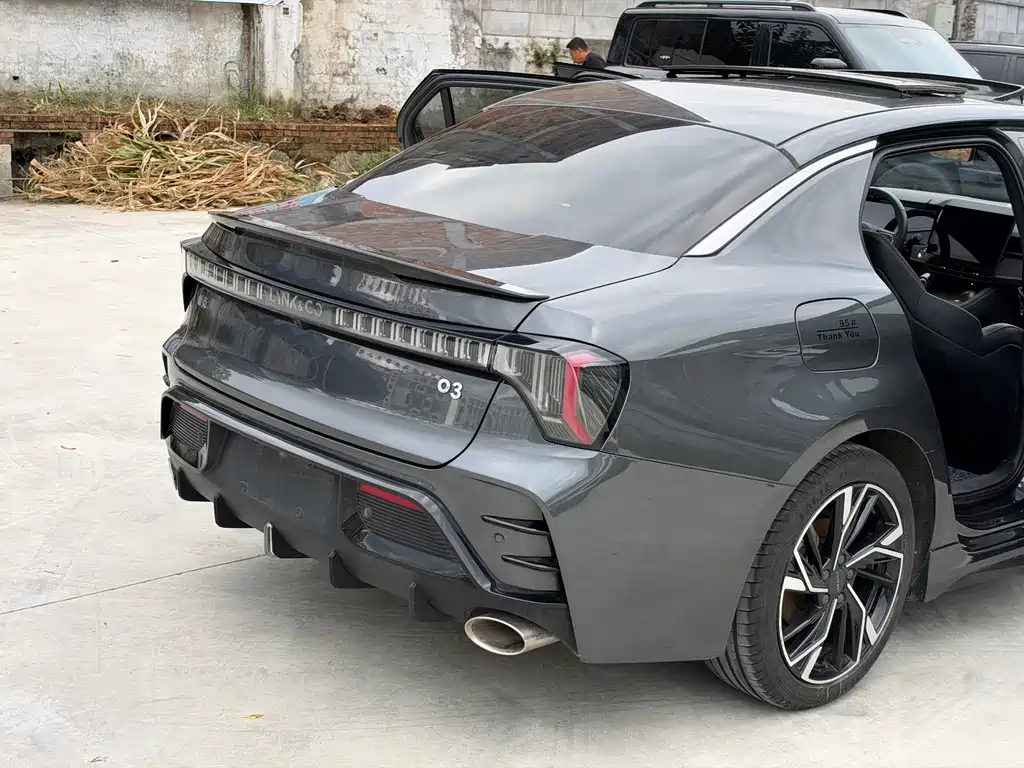 Lynk & Co 03 — миниатюра 19