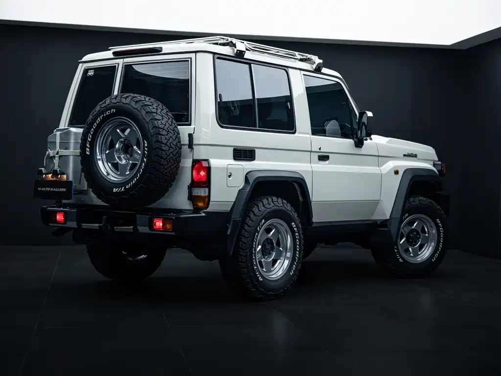 Toyota Land Cruiser — миниатюра 7