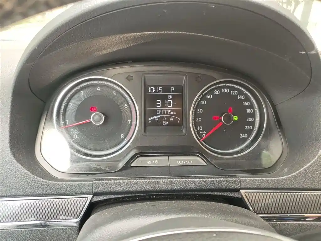 Volkswagen Jetta 2017 1.5L AT Luxury
