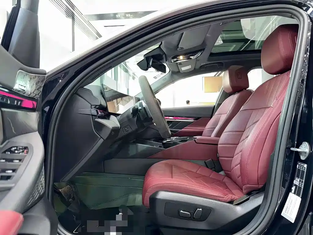 BMW 5 Series — миниатюра 2