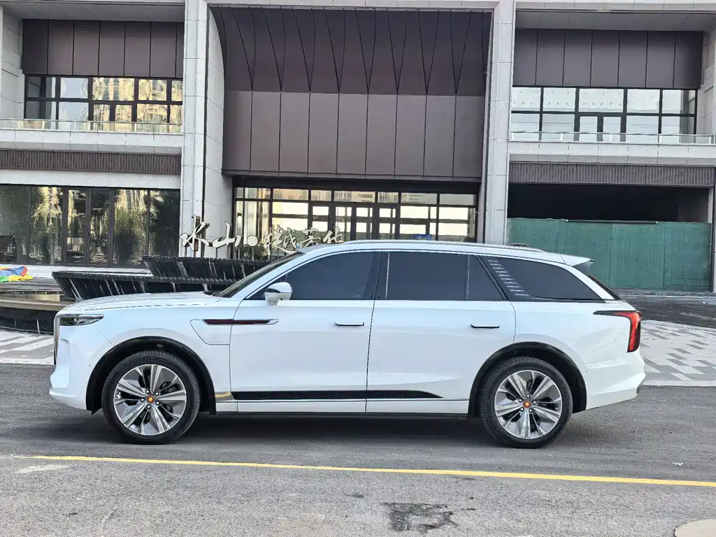 Hongqi Hongqi E-HS9 — миниатюра 11