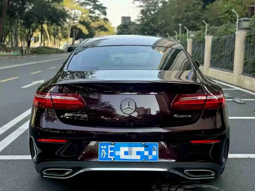 MERCEDES-BENZ E CLASS