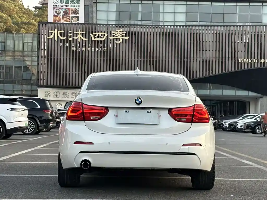 BMW 1 Series — миниатюра 16