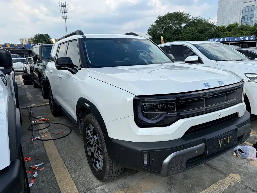 Beijing Off-Road BJ30 — миниатюра 2