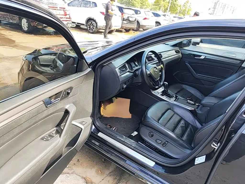 Volkswagen Passat — миниатюра 16